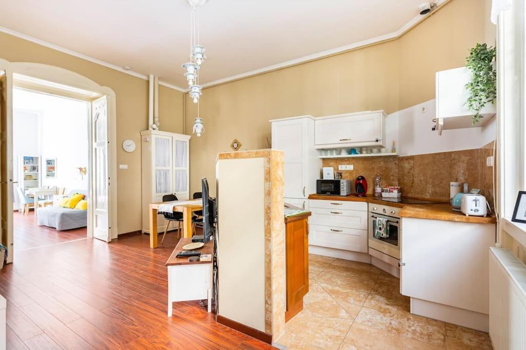 Annicku'S Stylish Budapest Apartment エクステリア 写真
